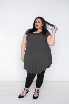 The Most Perfect Tunic in Short Sleeve- Charcoal