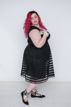 Cross the Line Skirt - Black